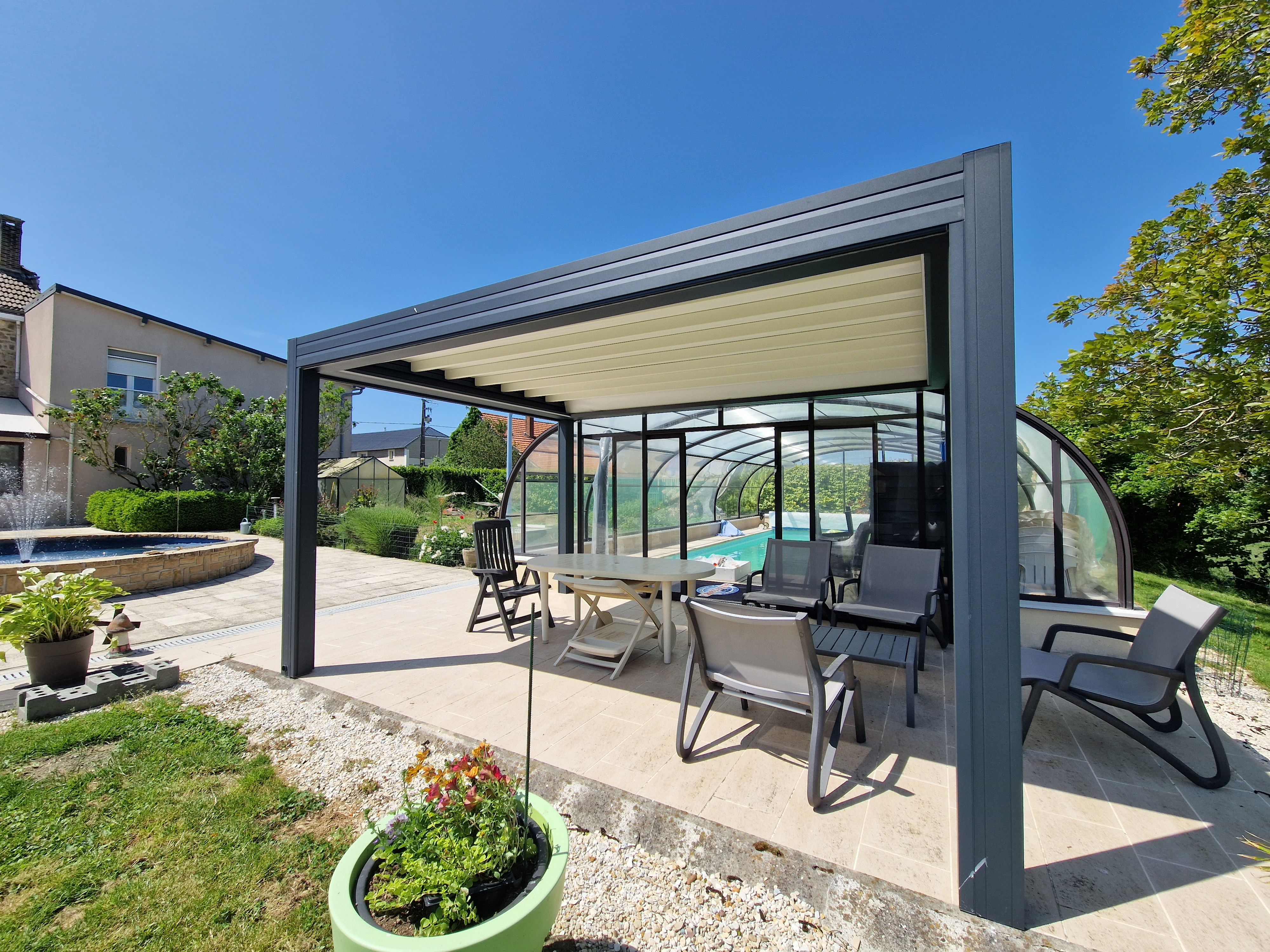 Pergola aluminium à toile rétractable Vermont V3