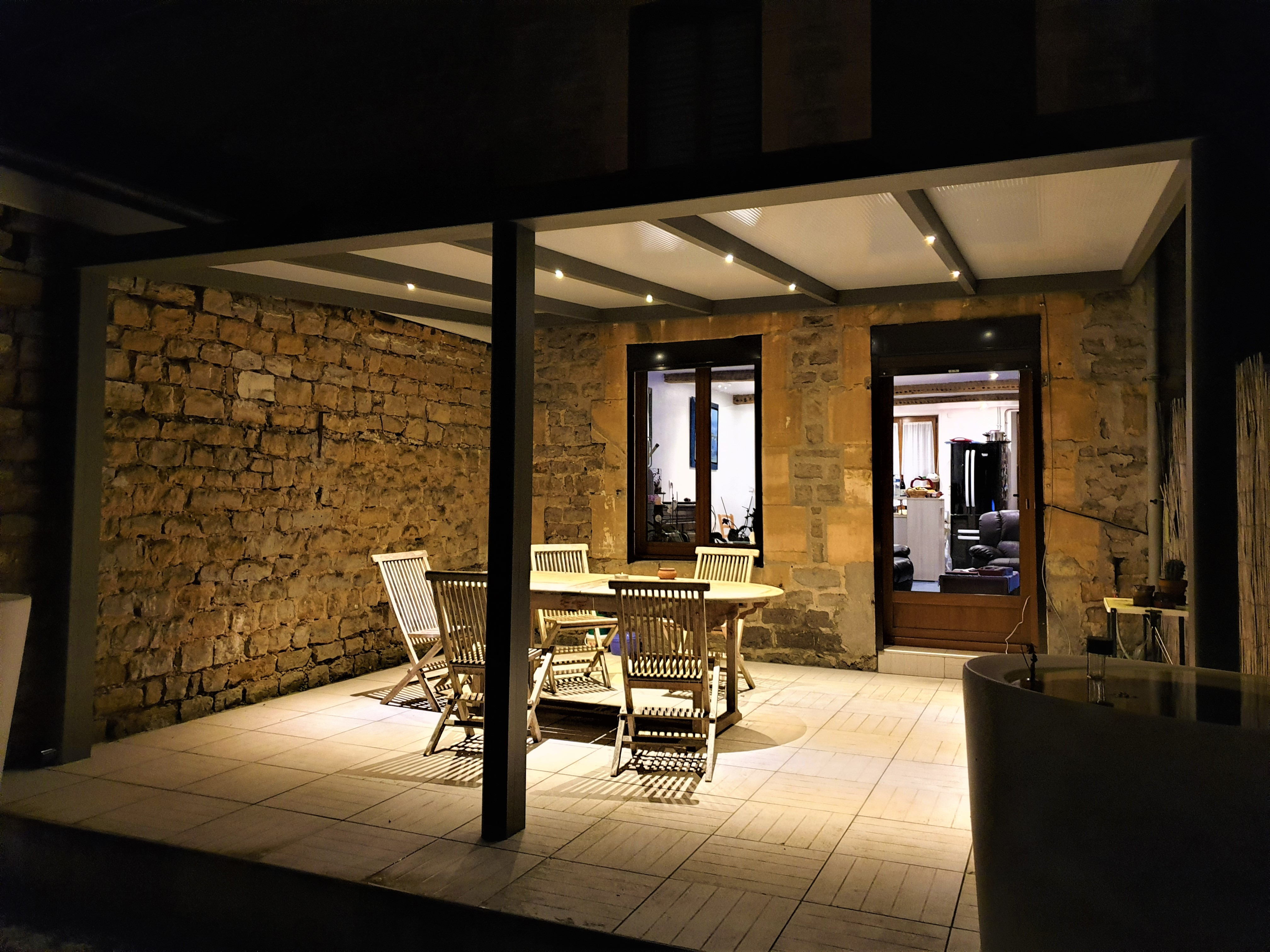 Eclairage LED toiture de terrasse 