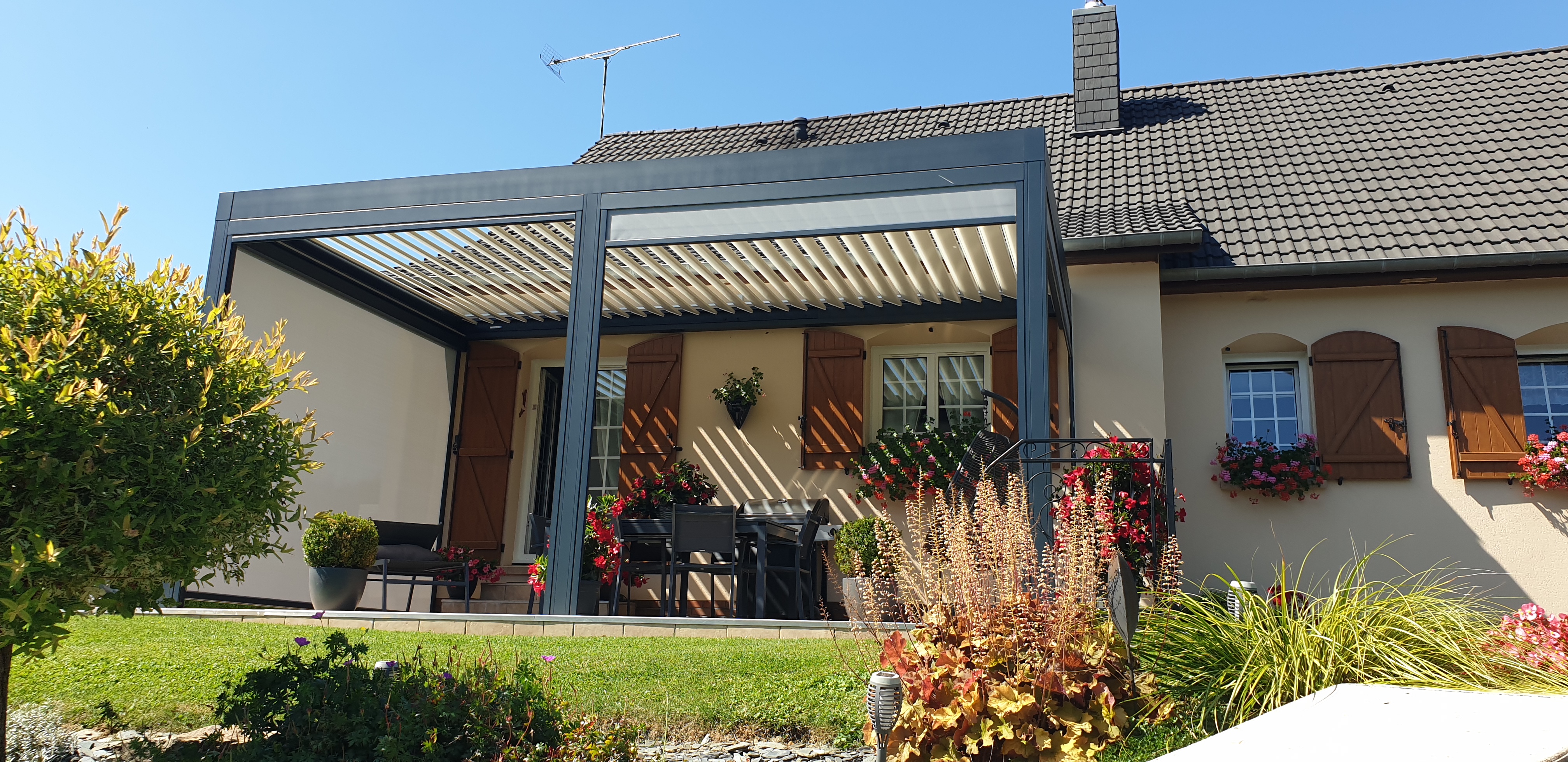 Entièrement satisfait du travail