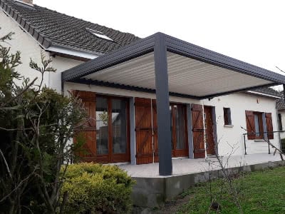 Pergola aluminium Coublanc bioclimatique V3 Lames orientables